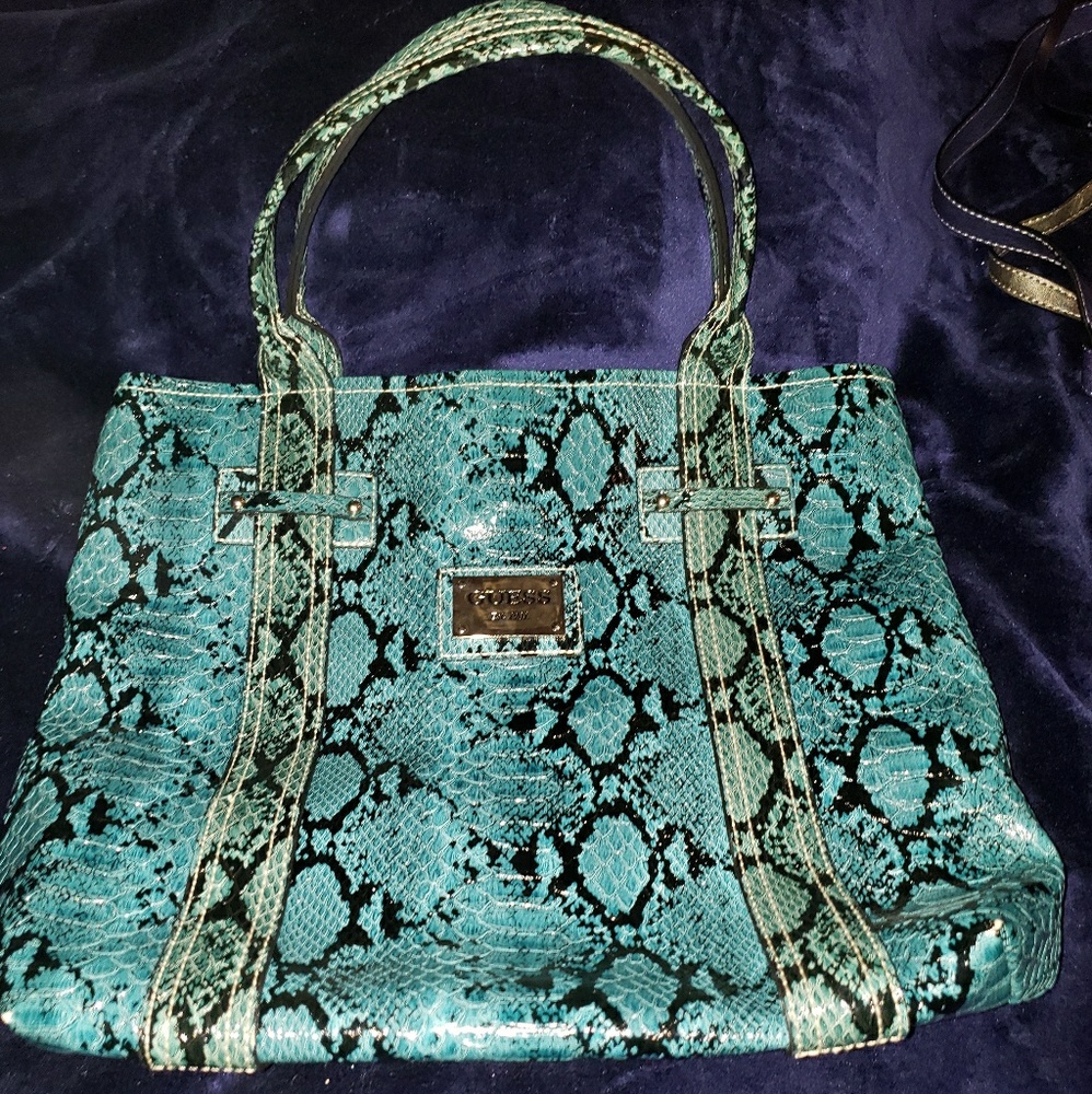 Guess purse